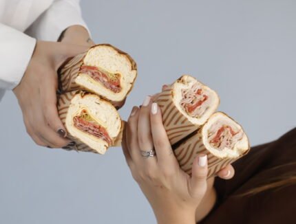 13. Sandwich granjero de pollo